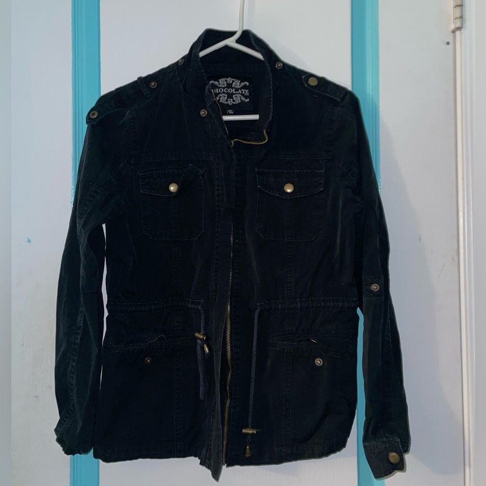 CHOCOLATE USA- Women’s Black Jean Jacket [M]
